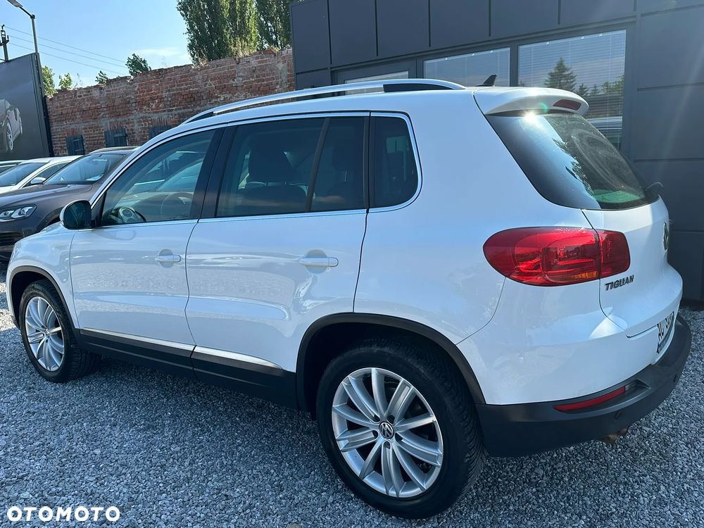Volkswagen Tiguan 2.0 TDI DPF 4Motion BlueMotion Technology Exclusive - 9
