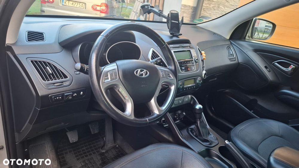 Hyundai ix35 2.0 2WD Style - 11