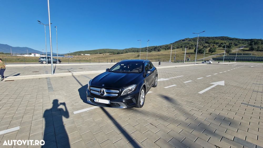 Mercedes-Benz GLA 220 CDI 4MATIC Aut. - 2