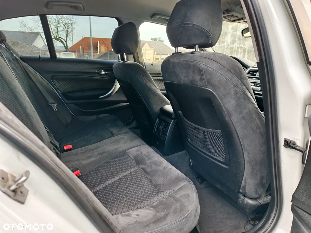 BMW Seria 1 120d Sport-Aut Sport Line - 13