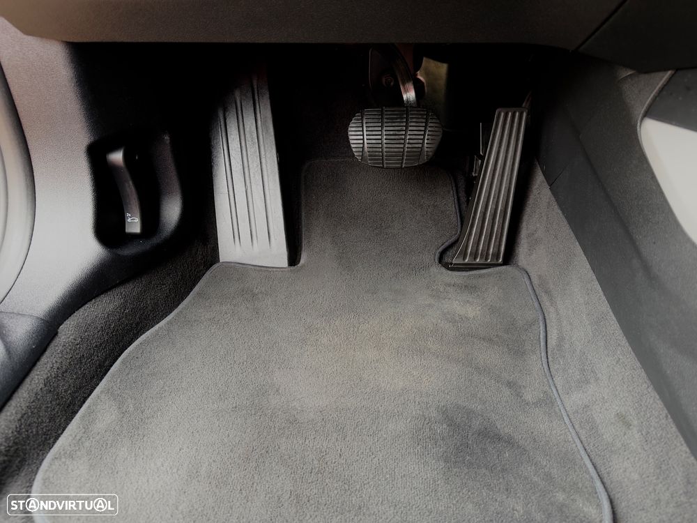 BMW 116 d Corporate Edition Auto - 31