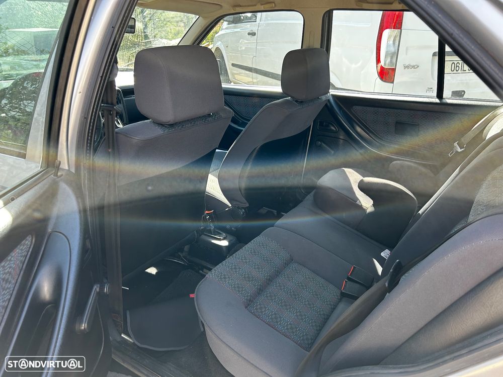 SEAT Toledo 1.6 GL - 8