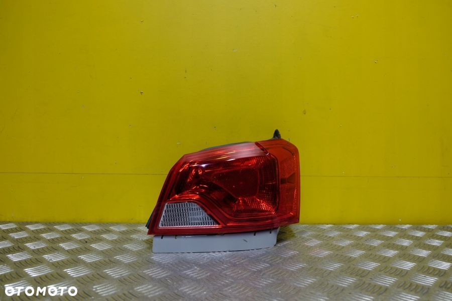 CHEVROLET IMPALA X 2014- LAMPA TYŁ PRAWA USA - 1