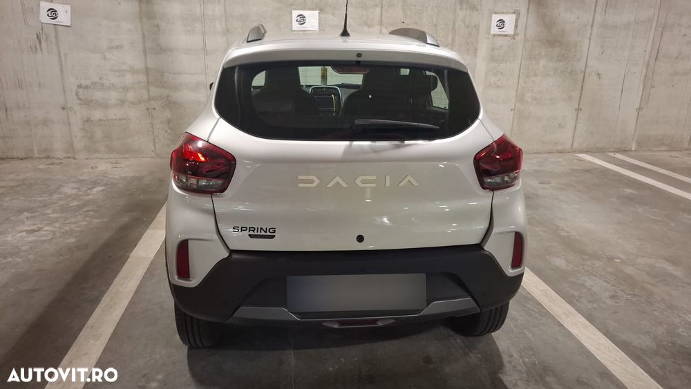 Dacia Spring Essential - 3