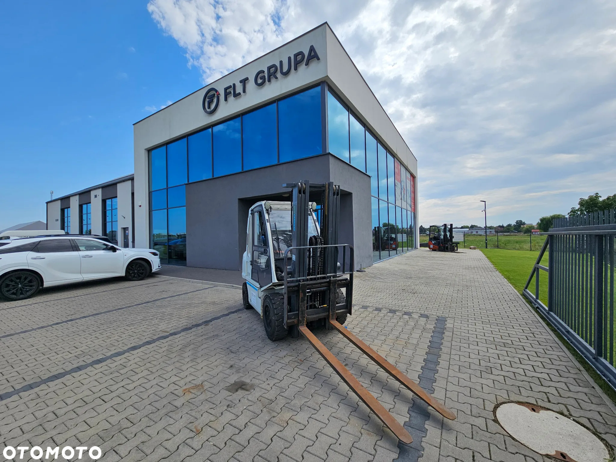 UniCarriers UG1D2A32LQ /DX-32 - 3