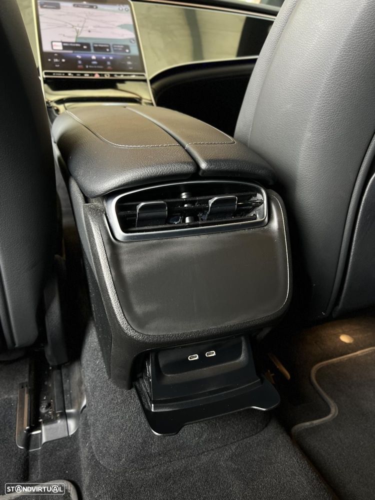 Mercedes-Benz EQE SUV 350+ - 11