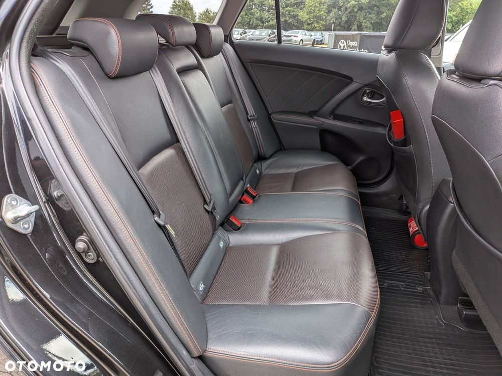 Toyota Avensis 2.0 Premium MS - 33