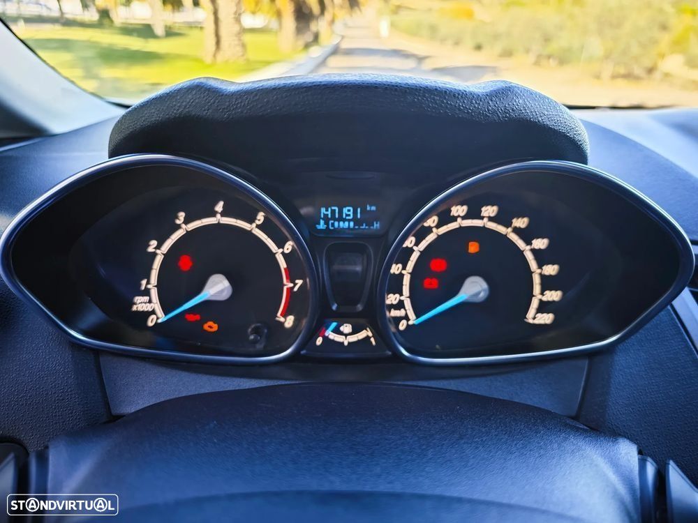 Ford Fiesta 1.0 T EcoBoost STLine - 13