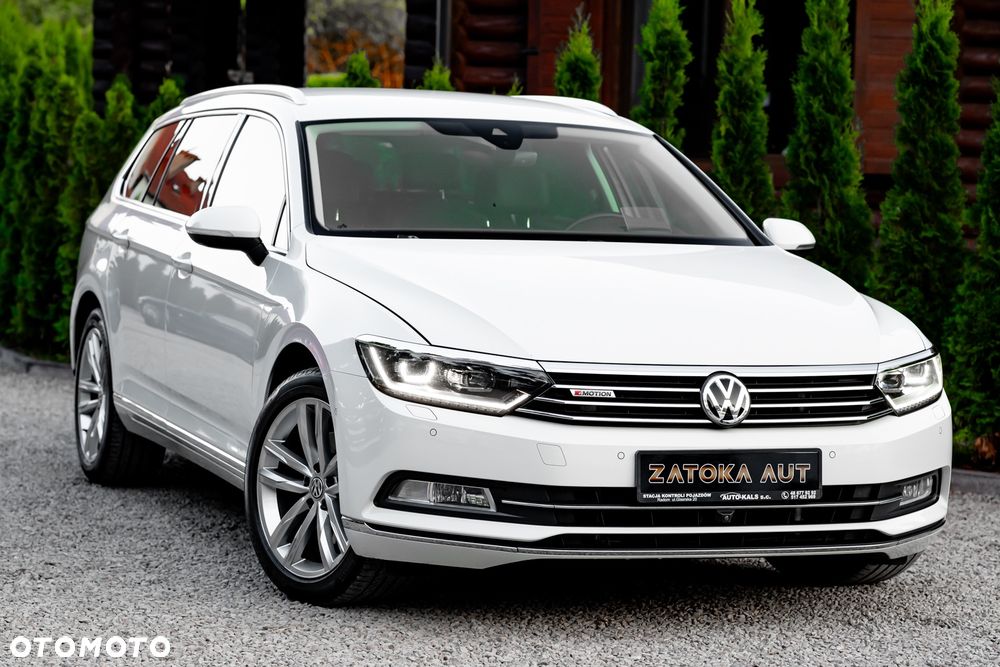 Volkswagen Passat Variant 2.0 TDI SCR 4Motion DSG Highline - 4