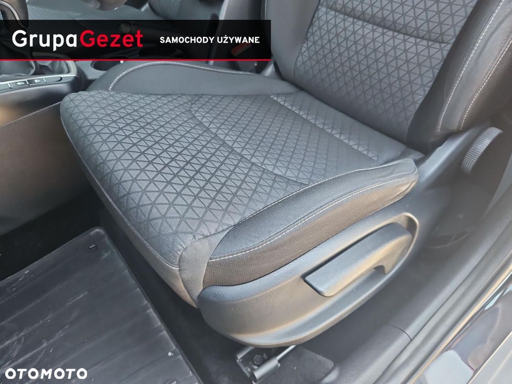 Kia XCeed 1.5 T-GDI M - 12