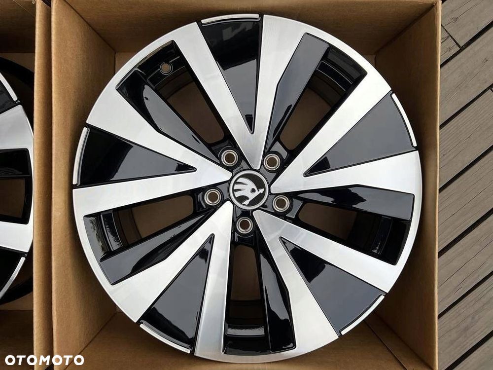 Felgi aluminiowe 18cali Skoda Octavia Superb Karoq Kodiaq - 4
