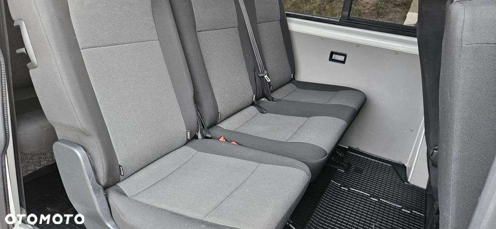 Volkswagen Transporter - 31