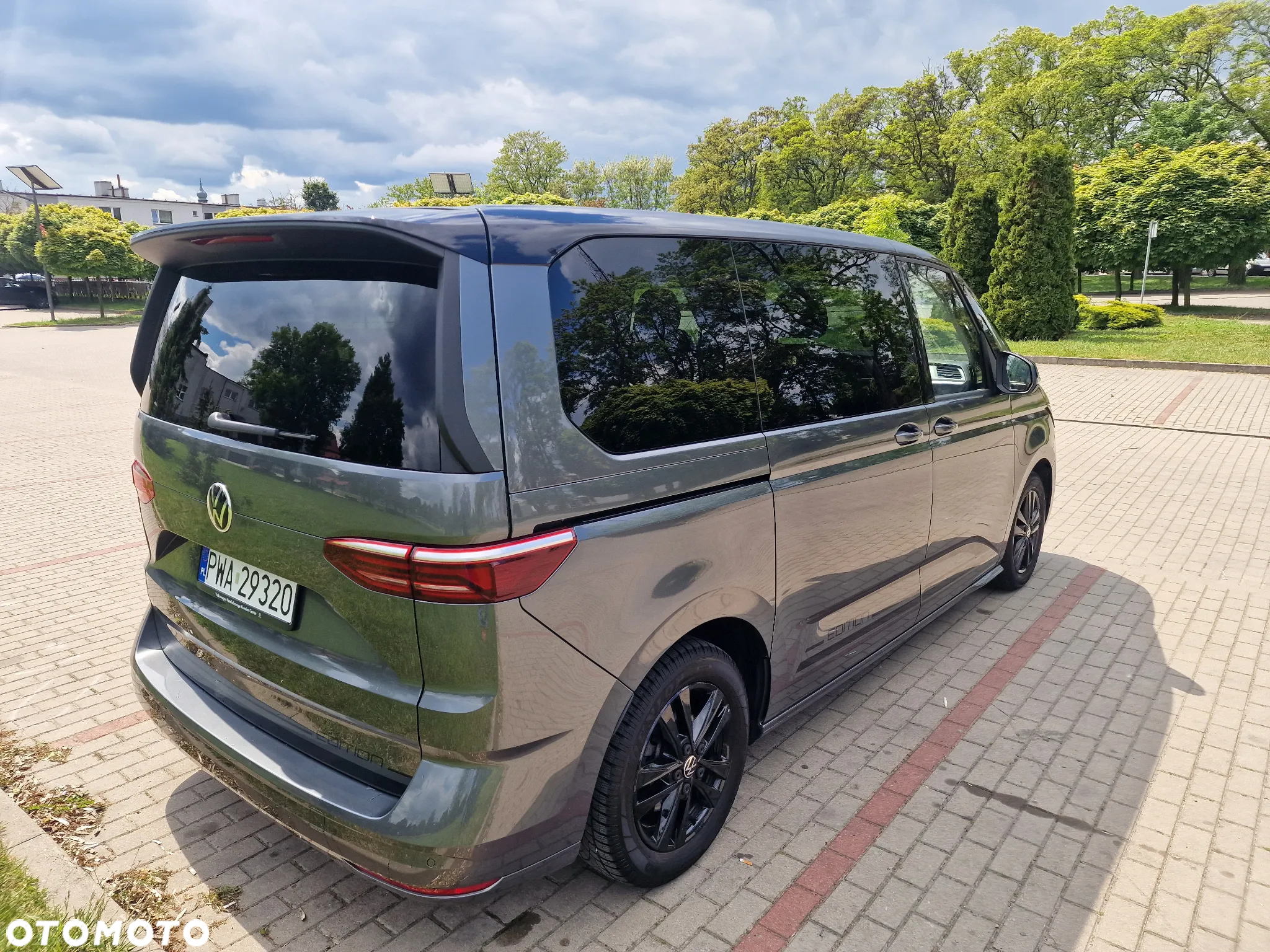 Volkswagen Multivan 6.1 2.0 TDI L1 Highline DSG - 4