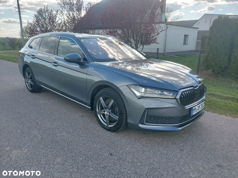 Skoda Superb 2.0 TDI 4x4 DSG L&K - 1