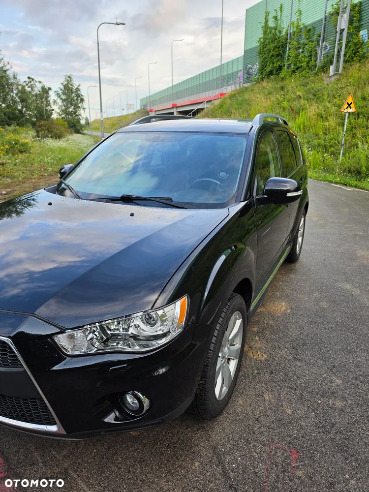 Mitsubishi Outlander 2.0 DID Intense + - 5