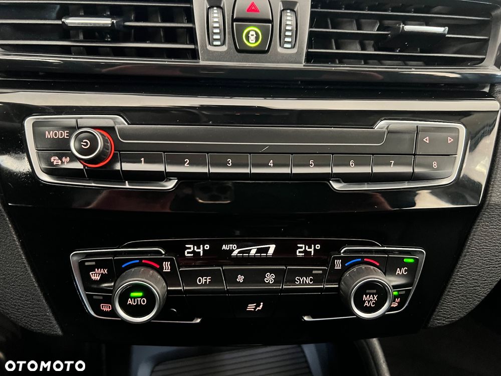 BMW X1 sDrive18i Business Edition - 34