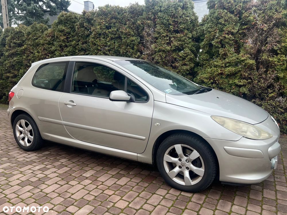 Peugeot 307 HDi 135 Automatik OXYGO - 1