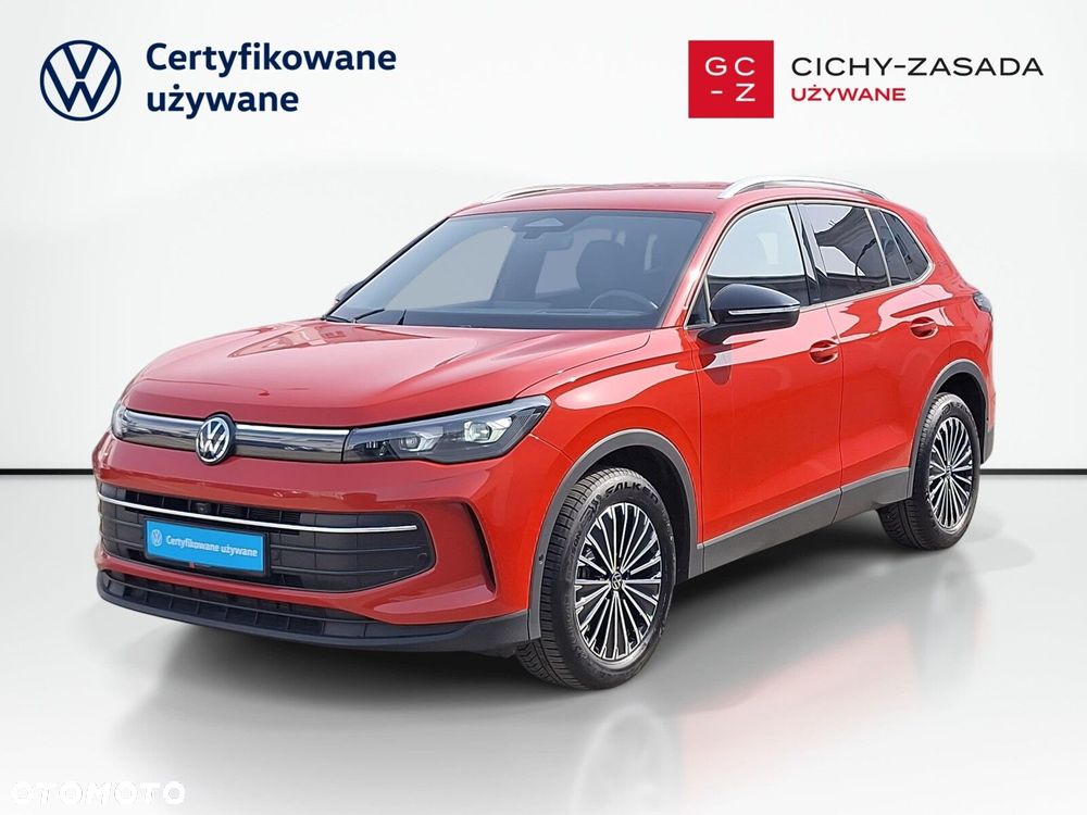 Volkswagen Tiguan - 1