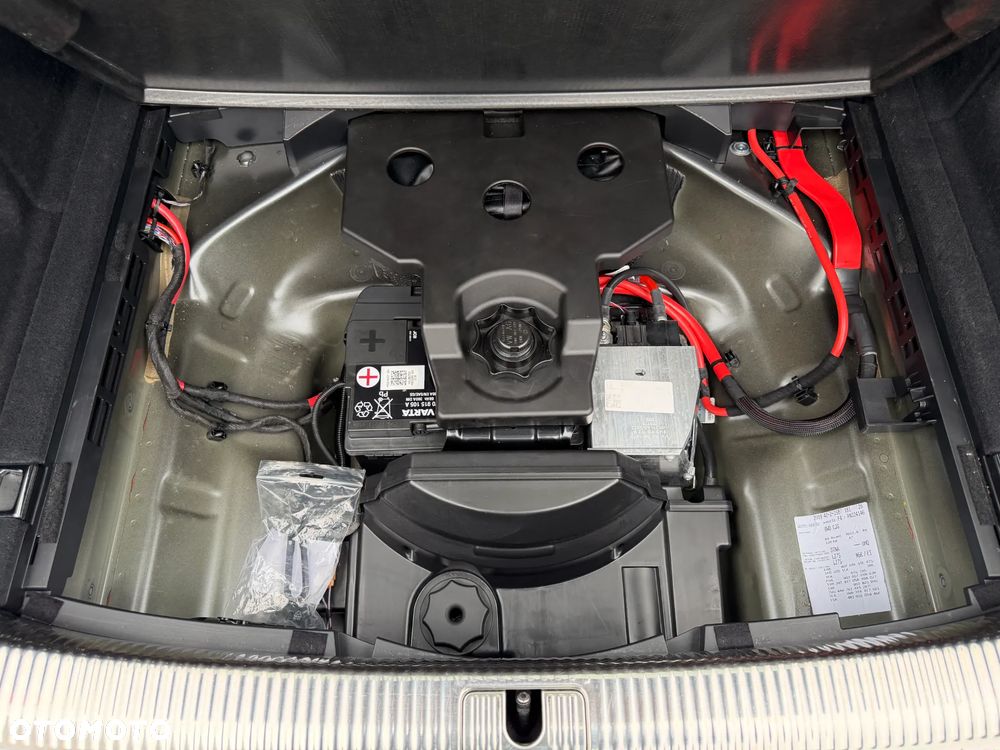 Audi A4 Avant 35 TDI mHEV S Line S tronic - 35