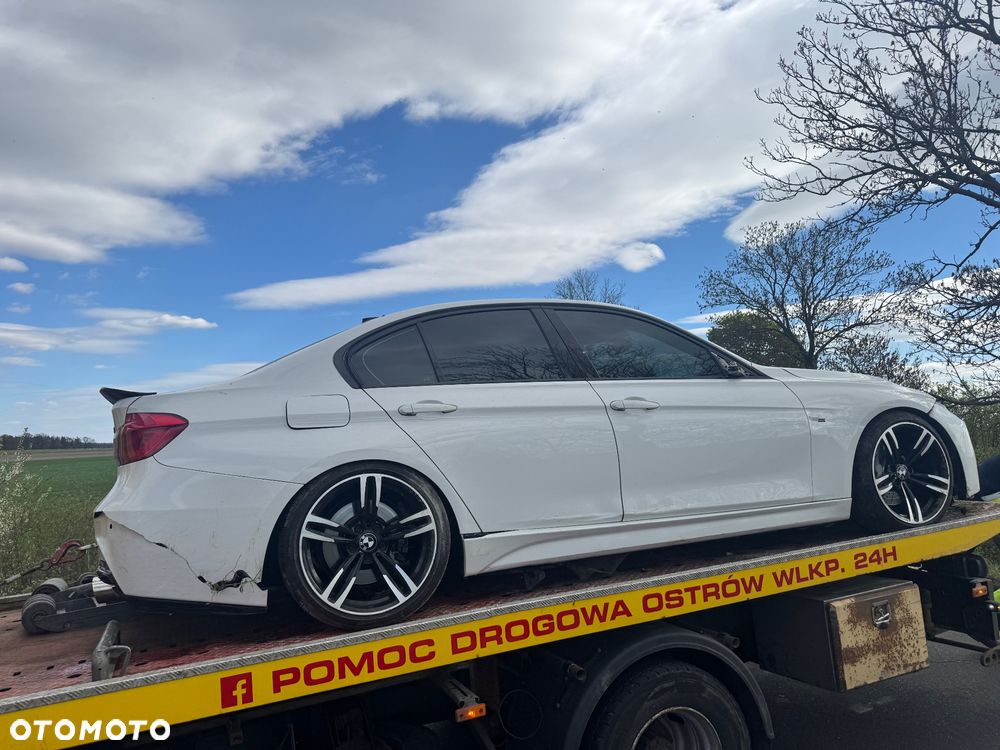 BMW Seria 3 340i M Sport Shadow - 4
