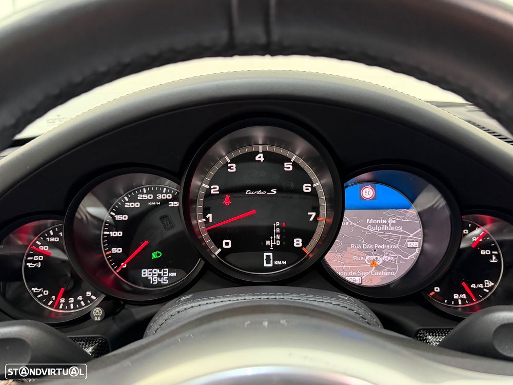 Porsche 911 (991) Turbo S - 15