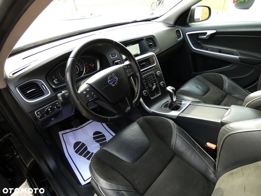 Volvo S60 D4 R-Design Summum - 36