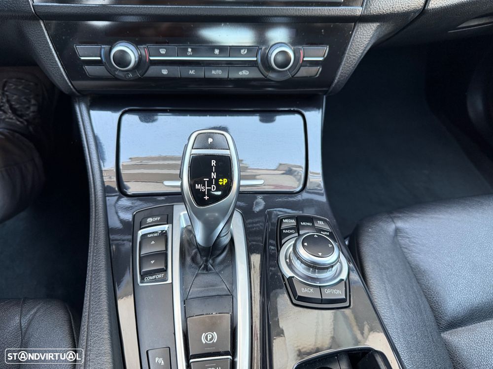 BMW 520 d Line Luxury Auto - 36