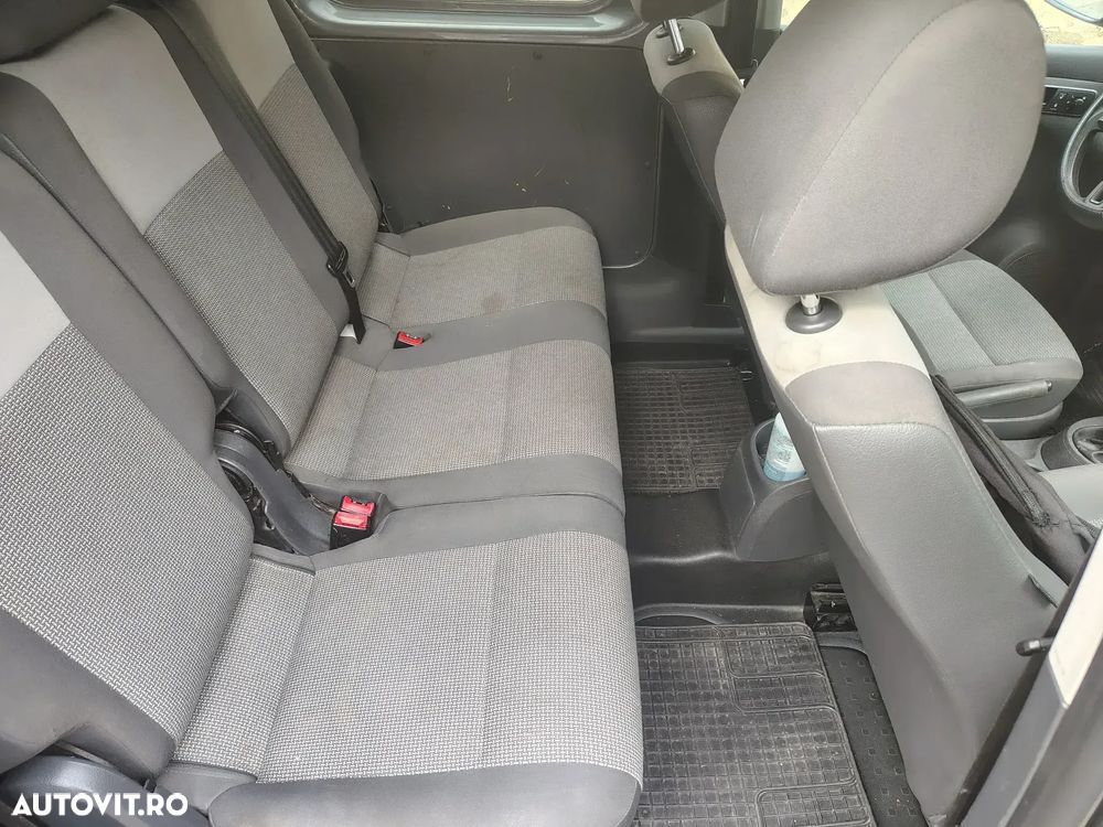 Volkswagen Caddy - 8