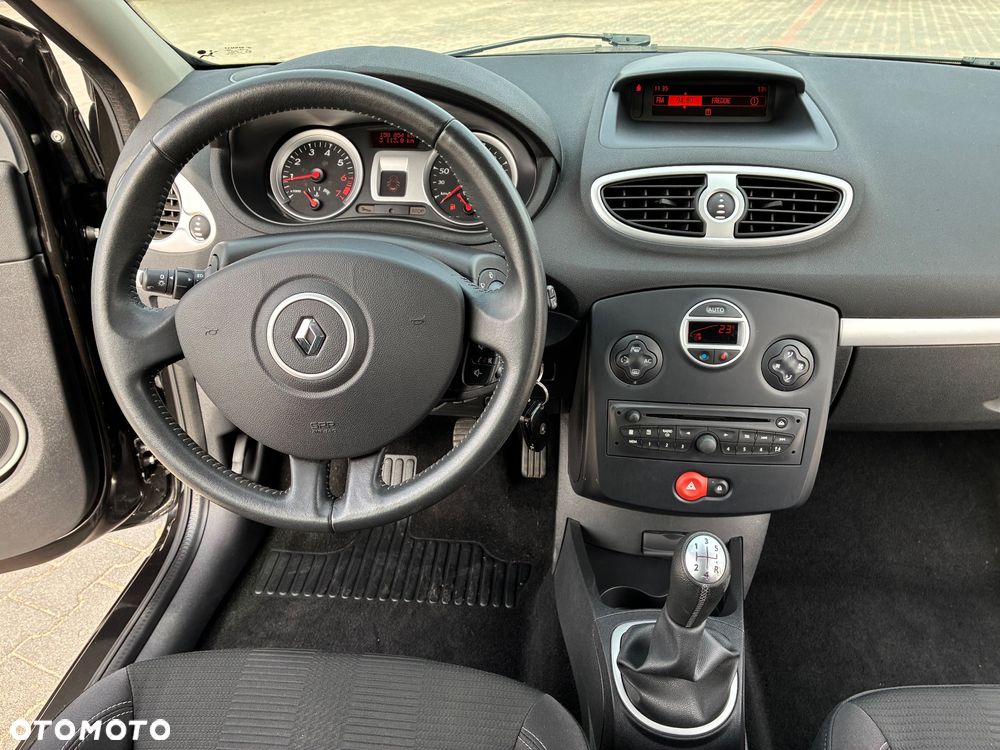 Renault Clio 1.2 TCE Authentique - 13