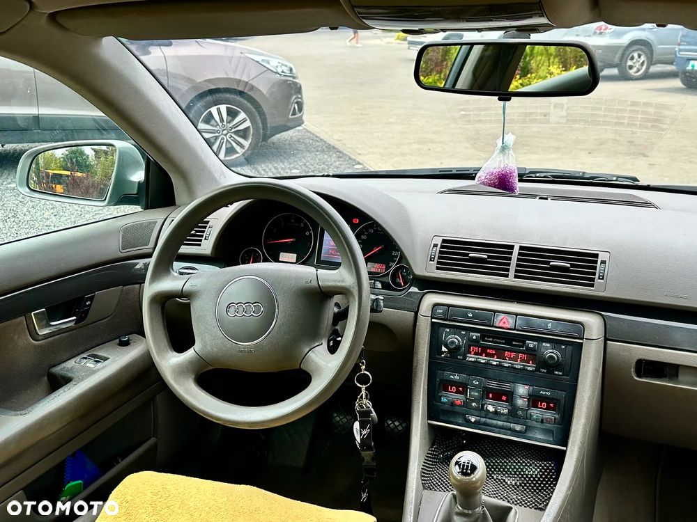Audi A4 - 16