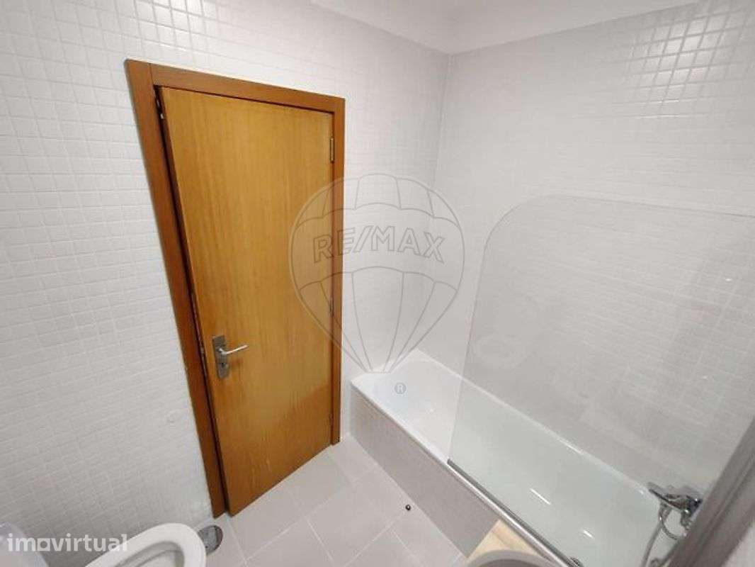 Apartamento T1 para arrendamento - Grande imagem: 2/13