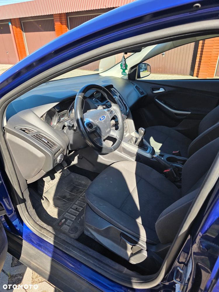 Ford Focus 1.0 EcoBoost Trend - 9