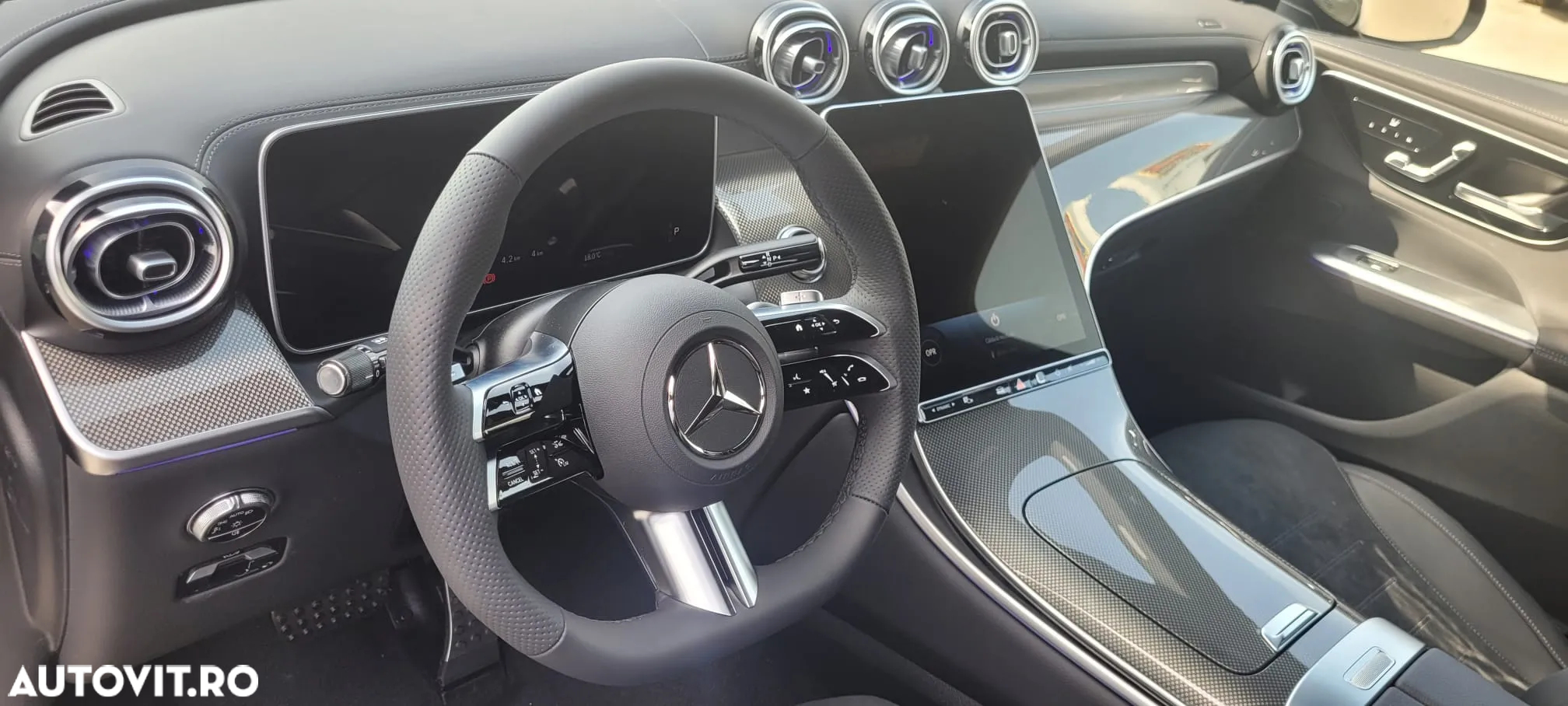 Mercedes-Benz GLA 250 e - 11