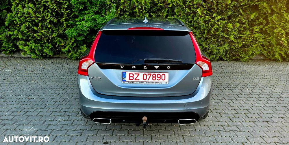 Volvo V60 D2 Momentum - 5