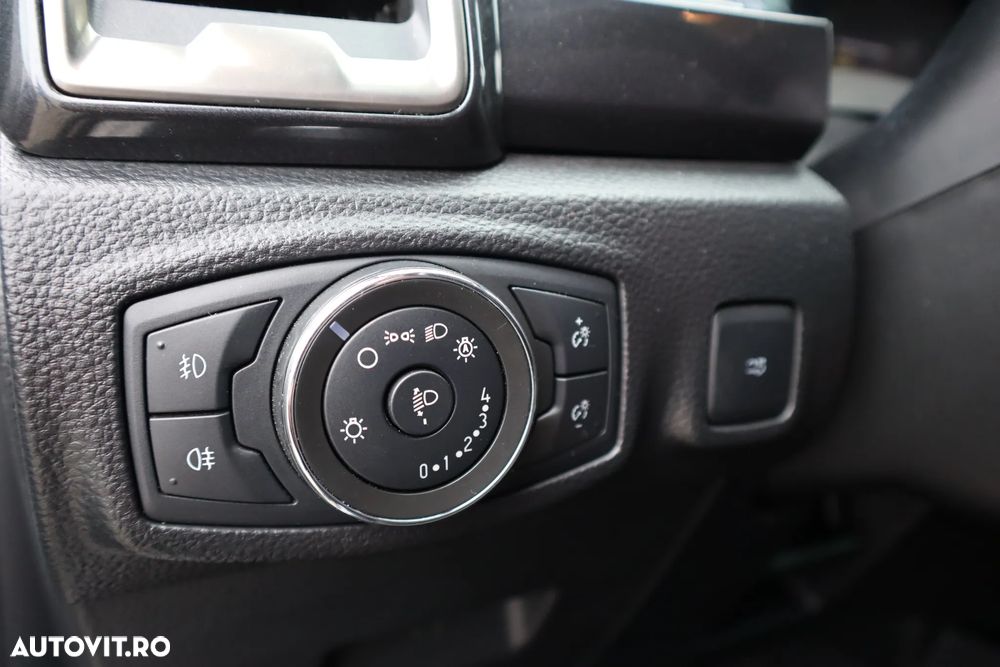 Ford Ranger Pick-Up 2.0 EcoBlue 213 CP 4x4 Cabina Dubla Wildtrack Aut. - 13