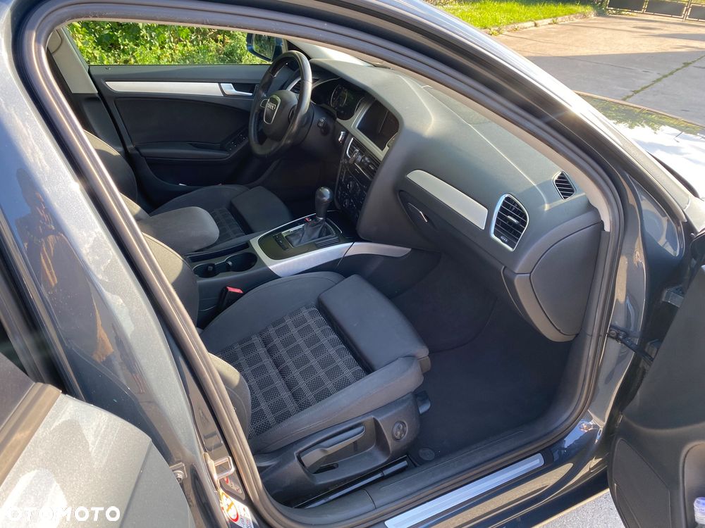 Audi A4 Avant - 5