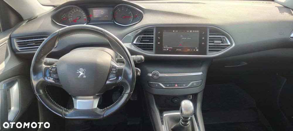 Peugeot 308 PureTech 130 Stop & Start Style - 19