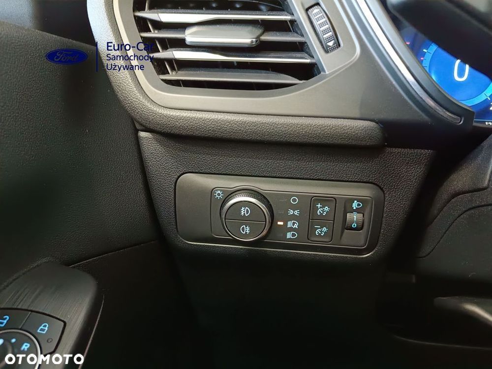 Ford Kuga 2.5 Duratec FHEV TITANIUM - 27