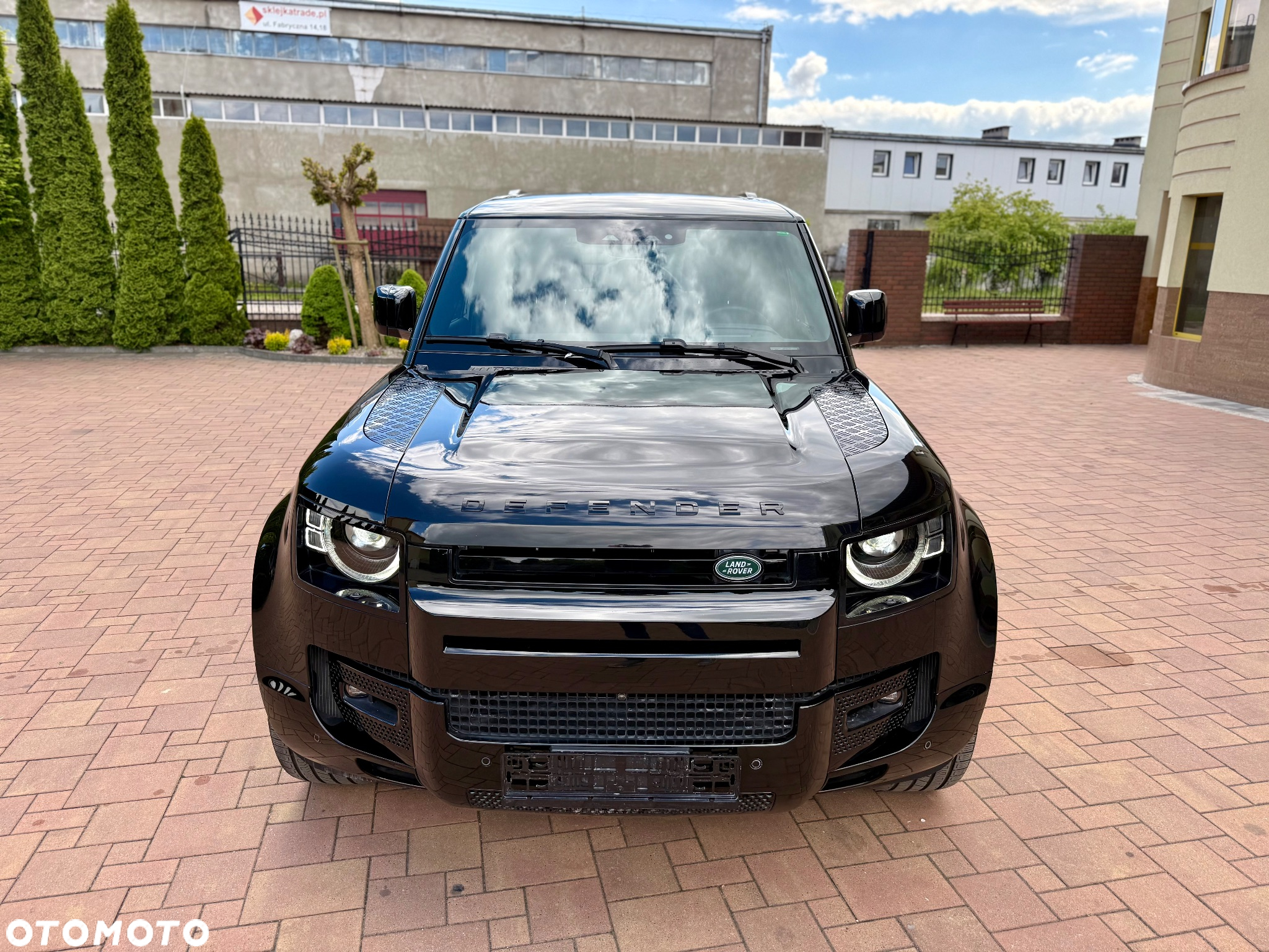 Land Rover Defender 110 P400 X-Dynamic S - 6