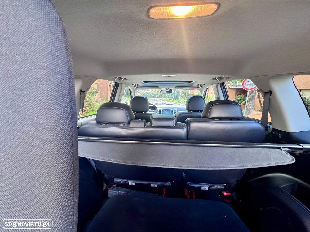 Mitsubishi Outlander 2.2 DI-D Instyle Navi - 21