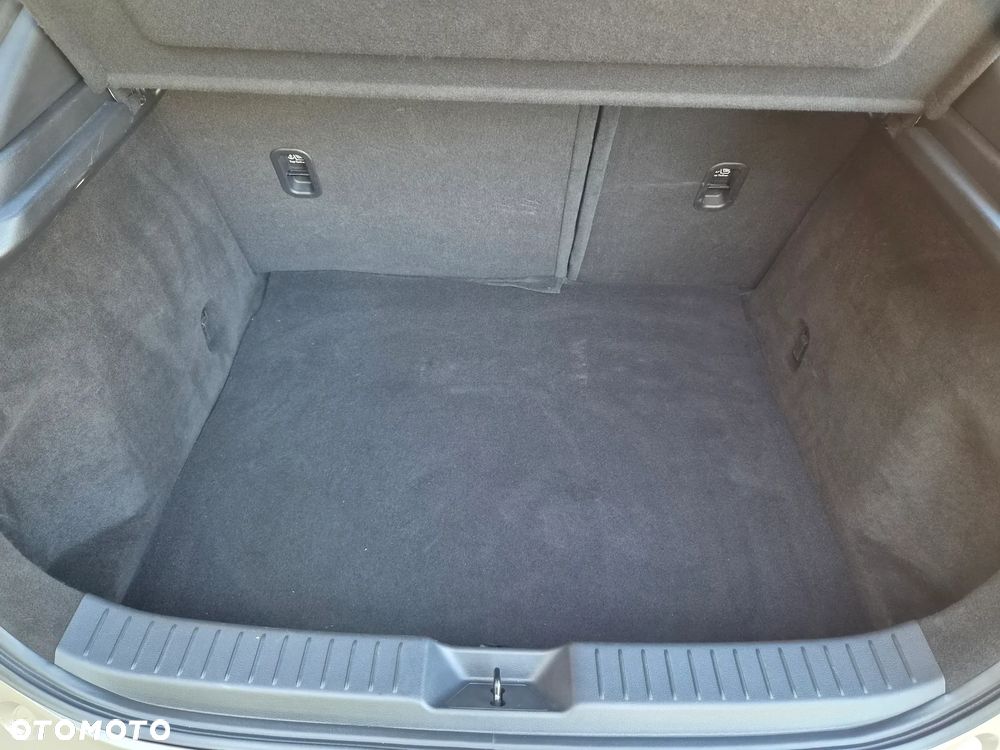 Mazda CX-30 - 30