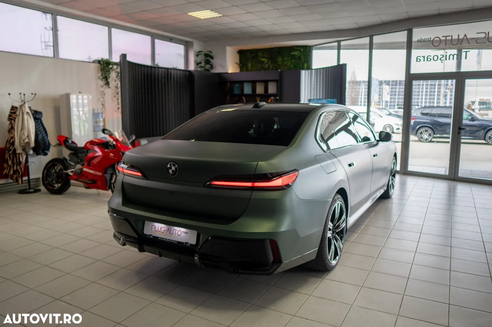 BMW i7 xDrive60 - 8