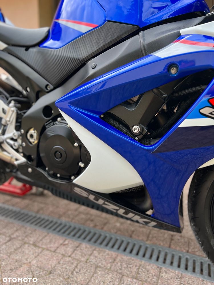 Suzuki GSX-R - 13