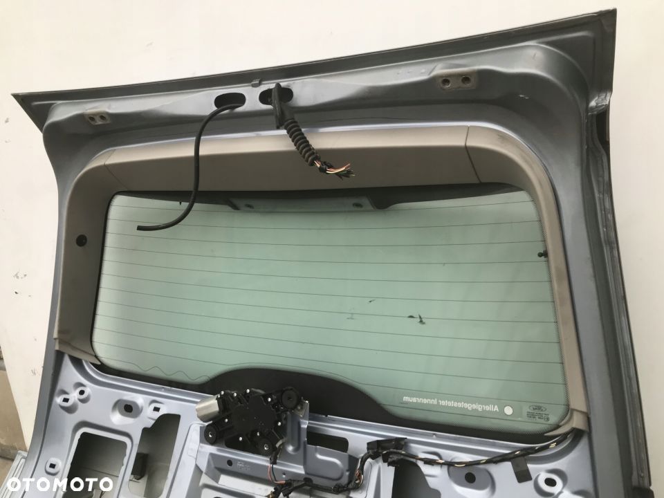 Klapa bagażnika Ford C-Max I 03-10r - 11