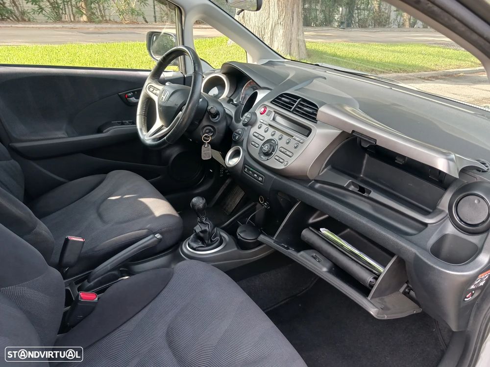 Honda Jazz 1.4 i-VTEC Executive - 30