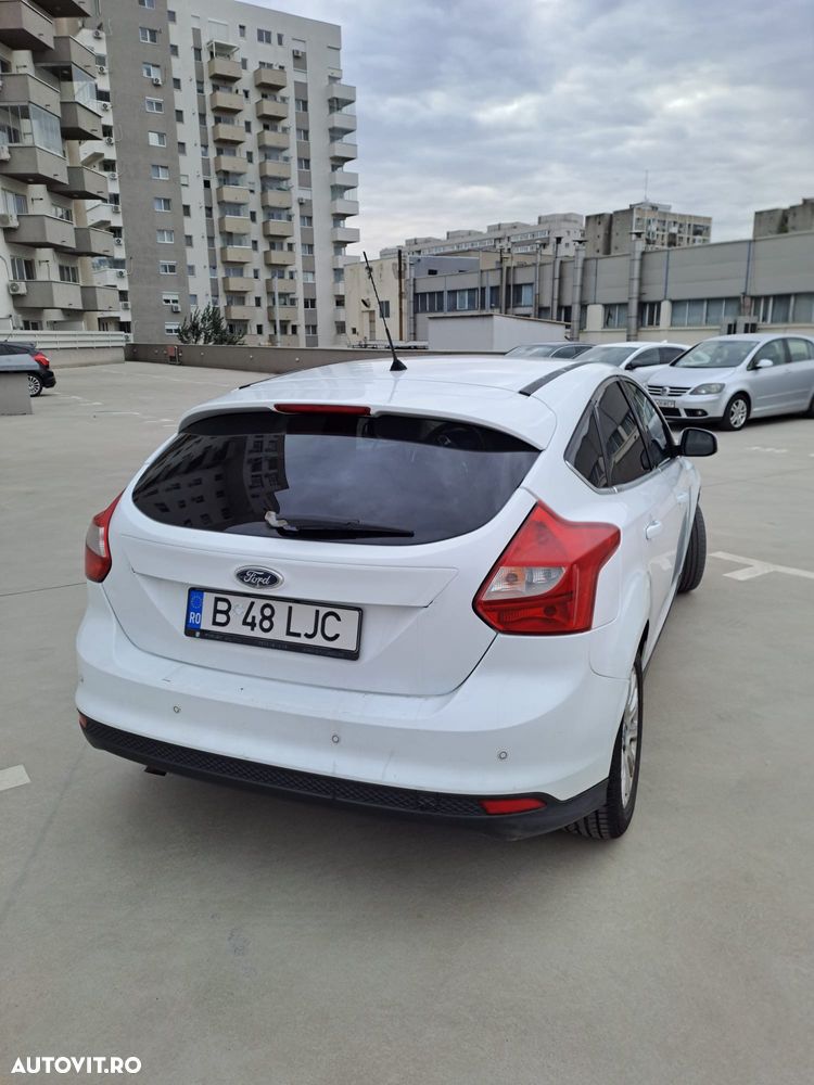 Ford Focus 1.6 TDCI DPF Titanium - 5
