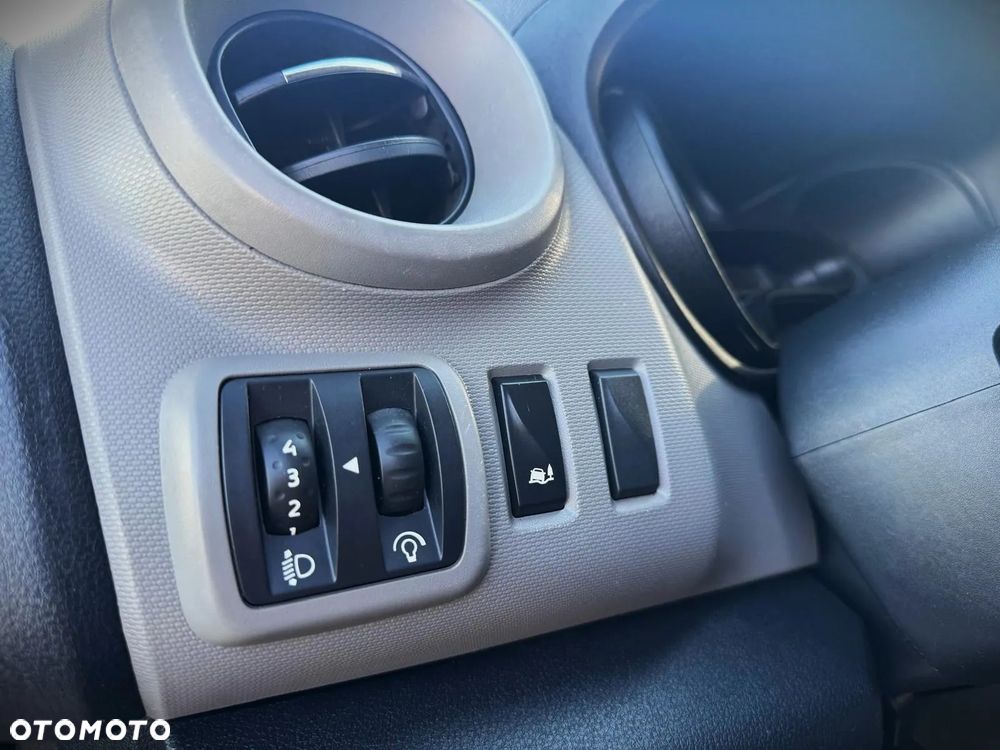 Renault Trafic - 18