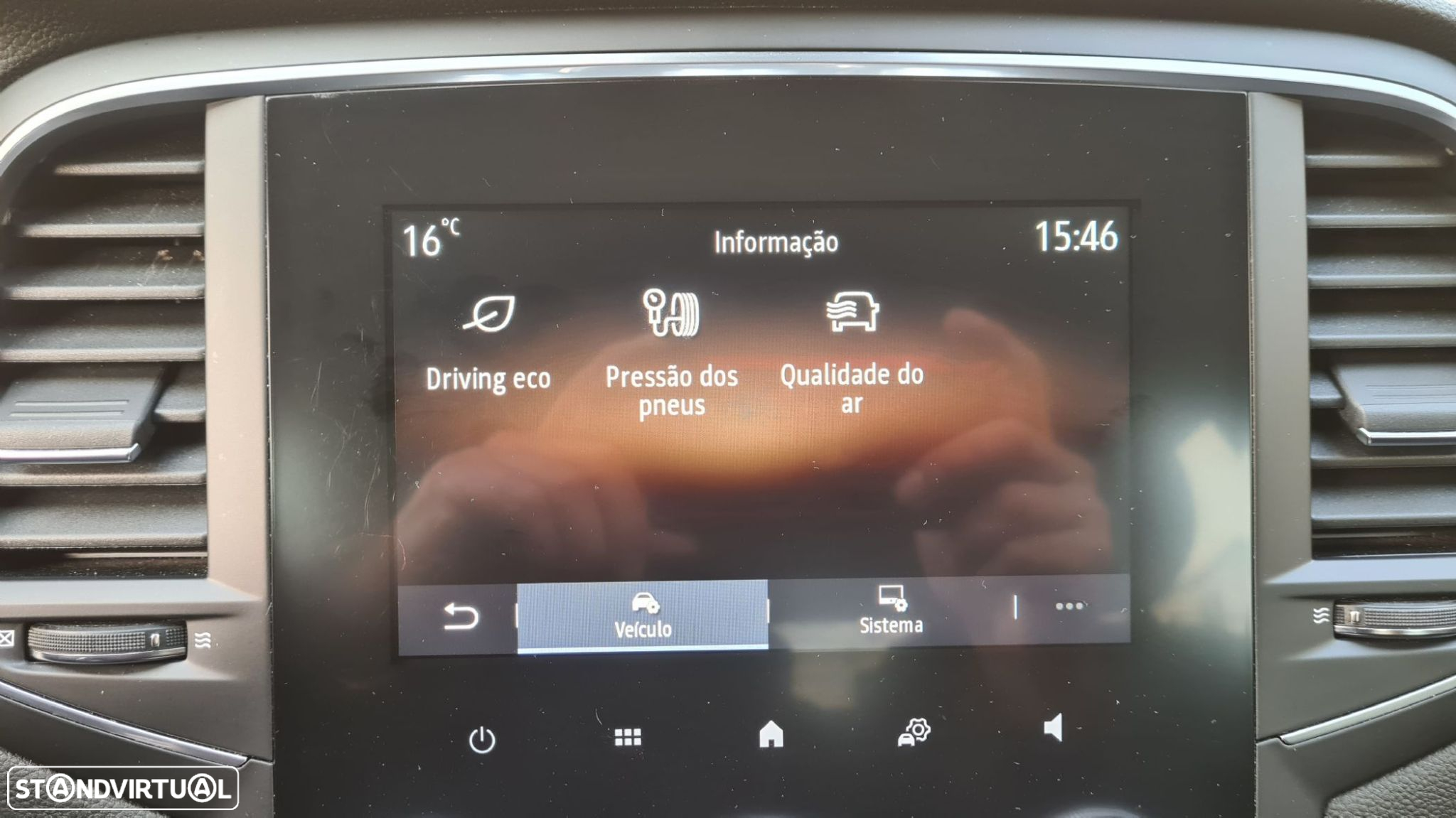 Renault Mégane 1.5 Blue dCi Intens EDC - 27