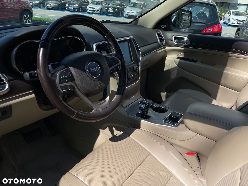 Jeep Grand Cherokee 5.7 V8 Overland Summit - 19