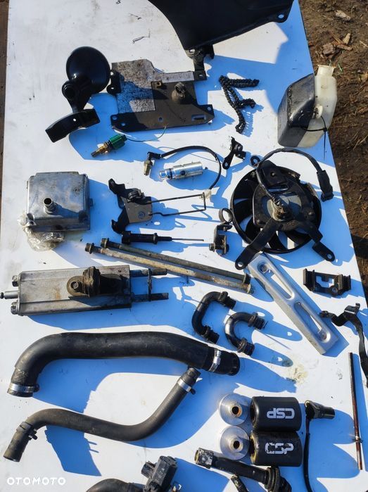 Yamaha FZ6 (2004–2009) części uchwyt przewód dekielek wiatrak silnik - 4